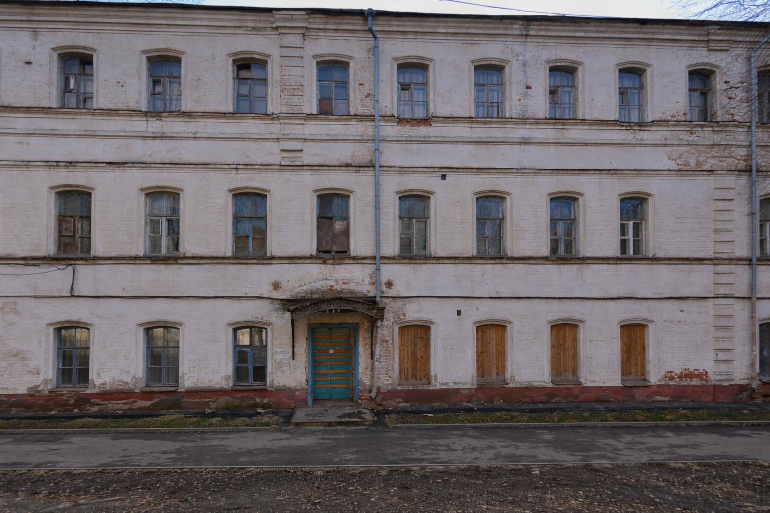 В Ярославле снова выставили на продажу историческое здание на Стачек за 36 млн