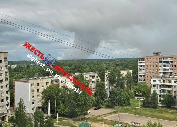 Жители Ростова Великого жалуются на горящий мусорный полигон