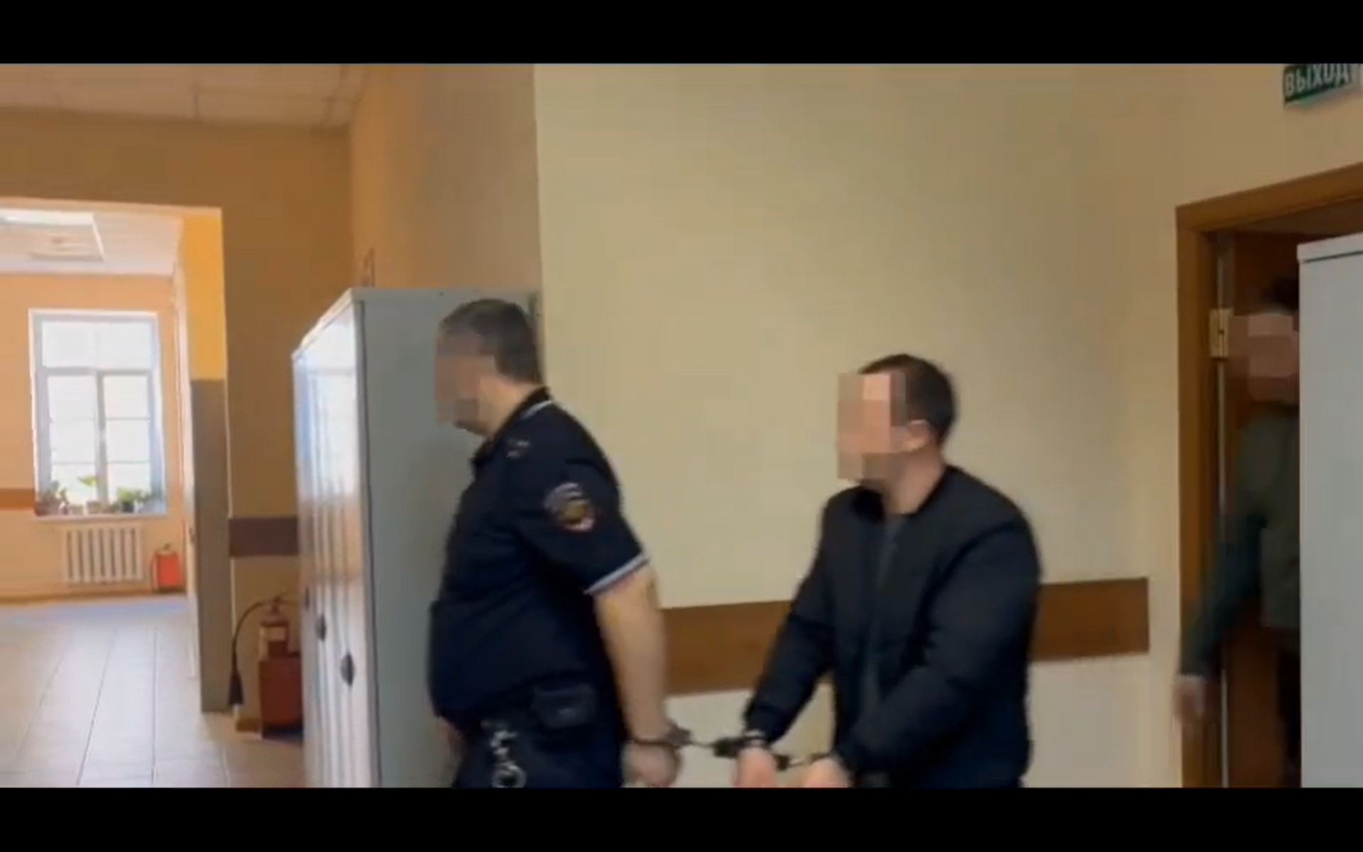 В Ярославле задержали 18-летнего курьера телефонных мошенников