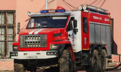 В Ярославле из-за пожара в многоэтажке эвакуировали жильцов