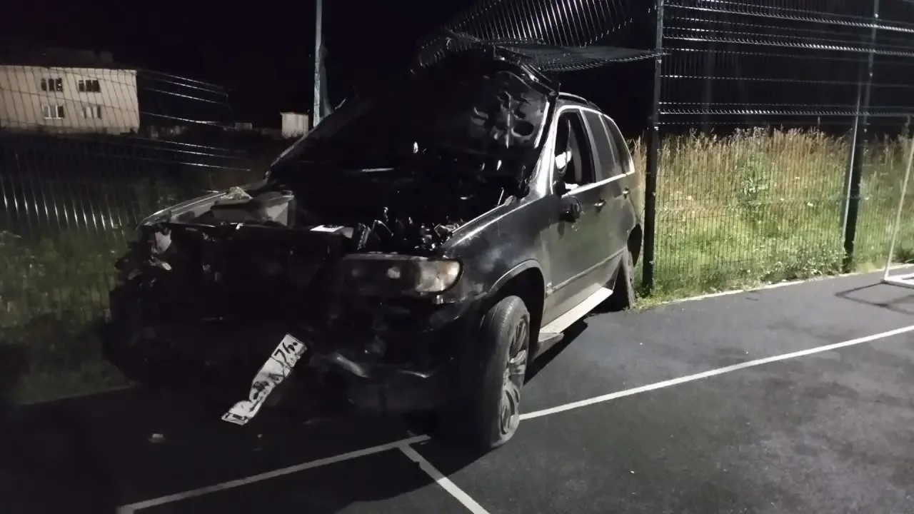 В Ярославской области водитель питбайка погиб в ДТП с BMW