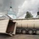 Жесткое ДТП с бензовозом произошло на трассе М-8