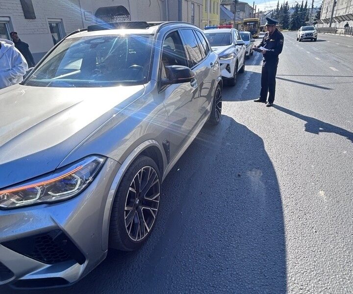 В Ярославской области приставы арестовали четыре машины должников
