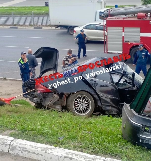 Смертельное ДТП произошло у ТРЦ «РИО» в Ярославле