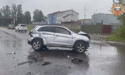 Три человека пострадали в ДТП на Промышленном шоссе в Ярославле