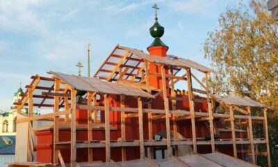 В Ярославле восстановили Святые врата храма Михаила Архангела