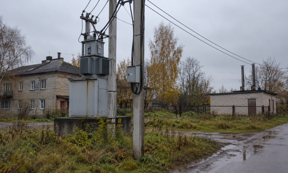 Жители Рыбинского округа пожаловались на частые отключения электричества
