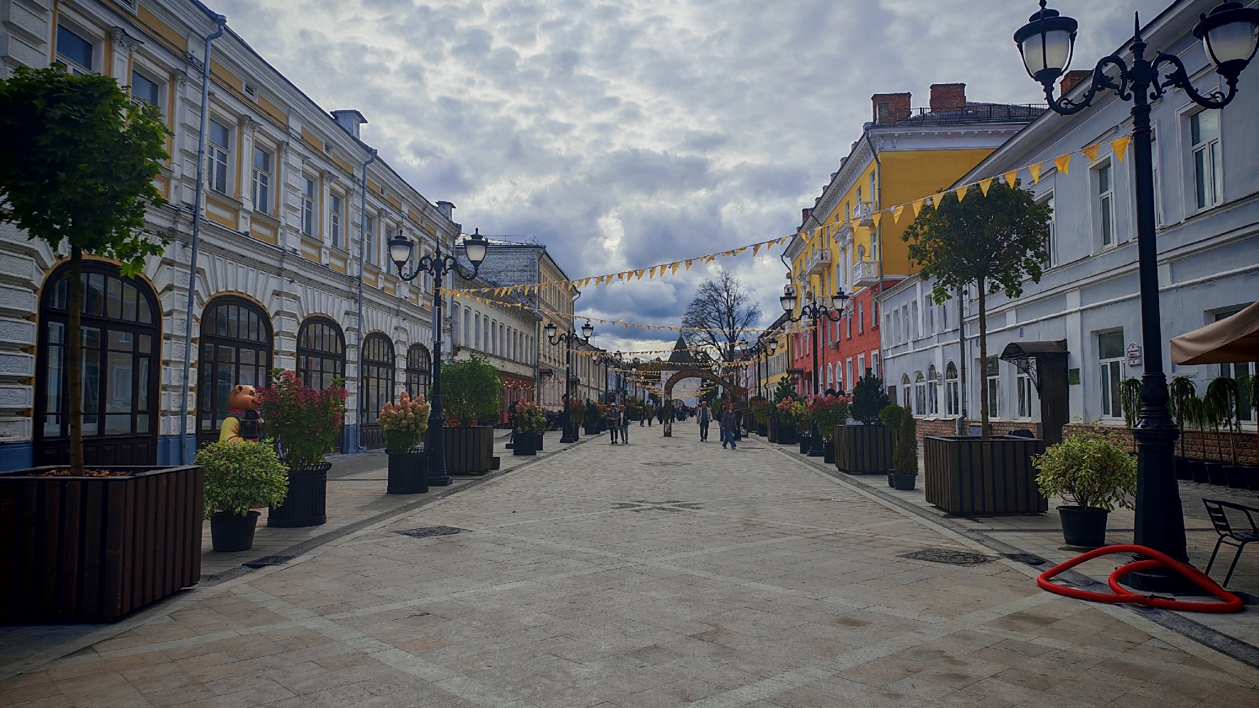 В Ярославле жители улицы Нахимсона остались без горячей воды и телевидения