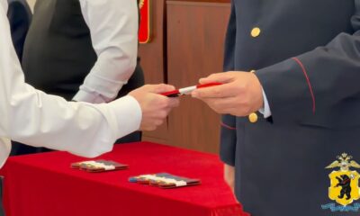 В Ярославле 19 полицейских получили первые погоны